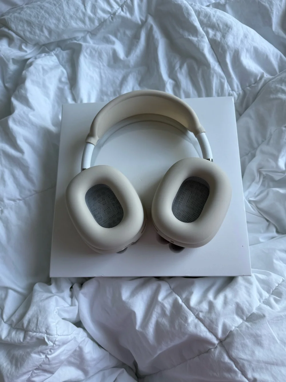 Apple like new